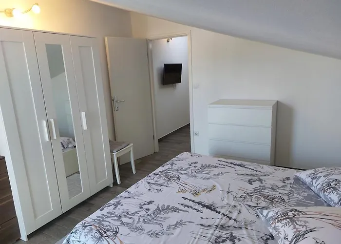 아파트 Popovic 포레치