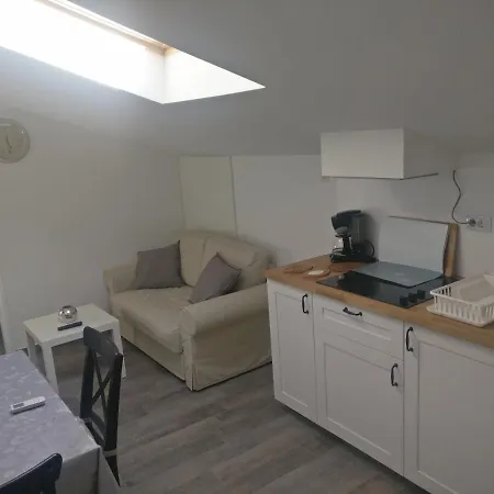 Popovic Apartment *