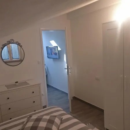Apartment Popovic *