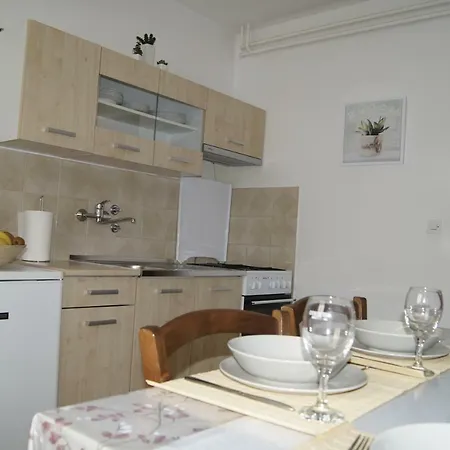 Apartment Popovic *